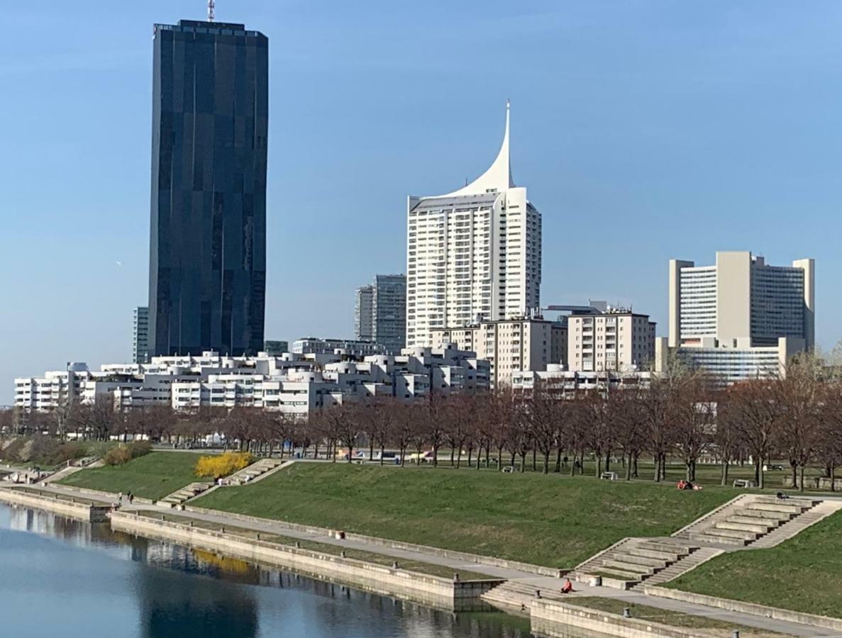Uno City, Donauinsel Apartment เวียนนา ภายนอก รูปภาพ